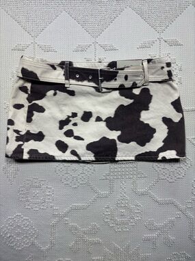 Abercrombie & Fitch Black and White Cow Print Mini Skirt nwt